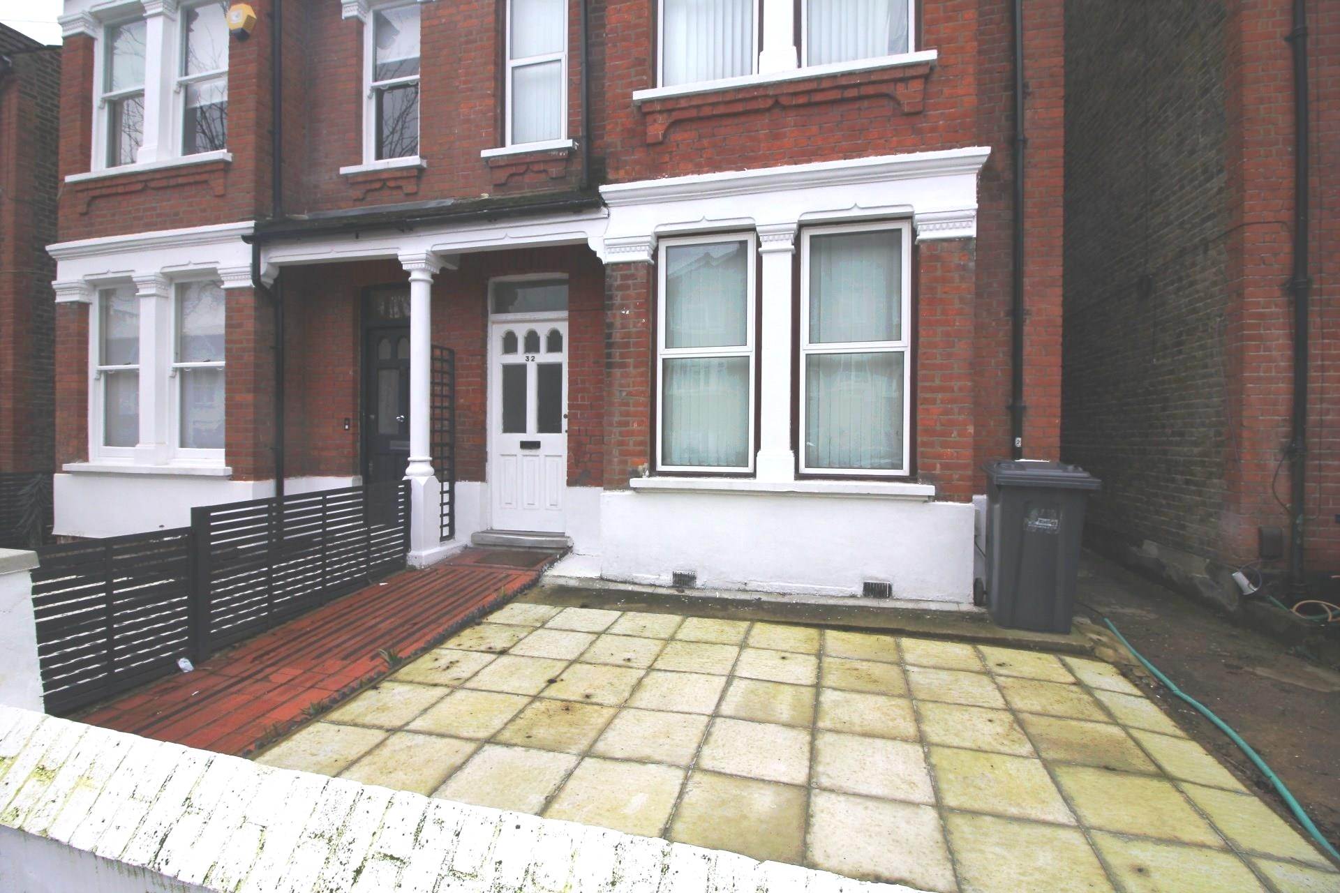 Hereford Road, West Acton, Image 8