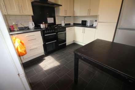 Hereford Road, West Acton, Image 4