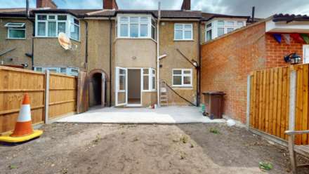 Alderwick Drive, Hounslow, TW3 1SF, Image 16