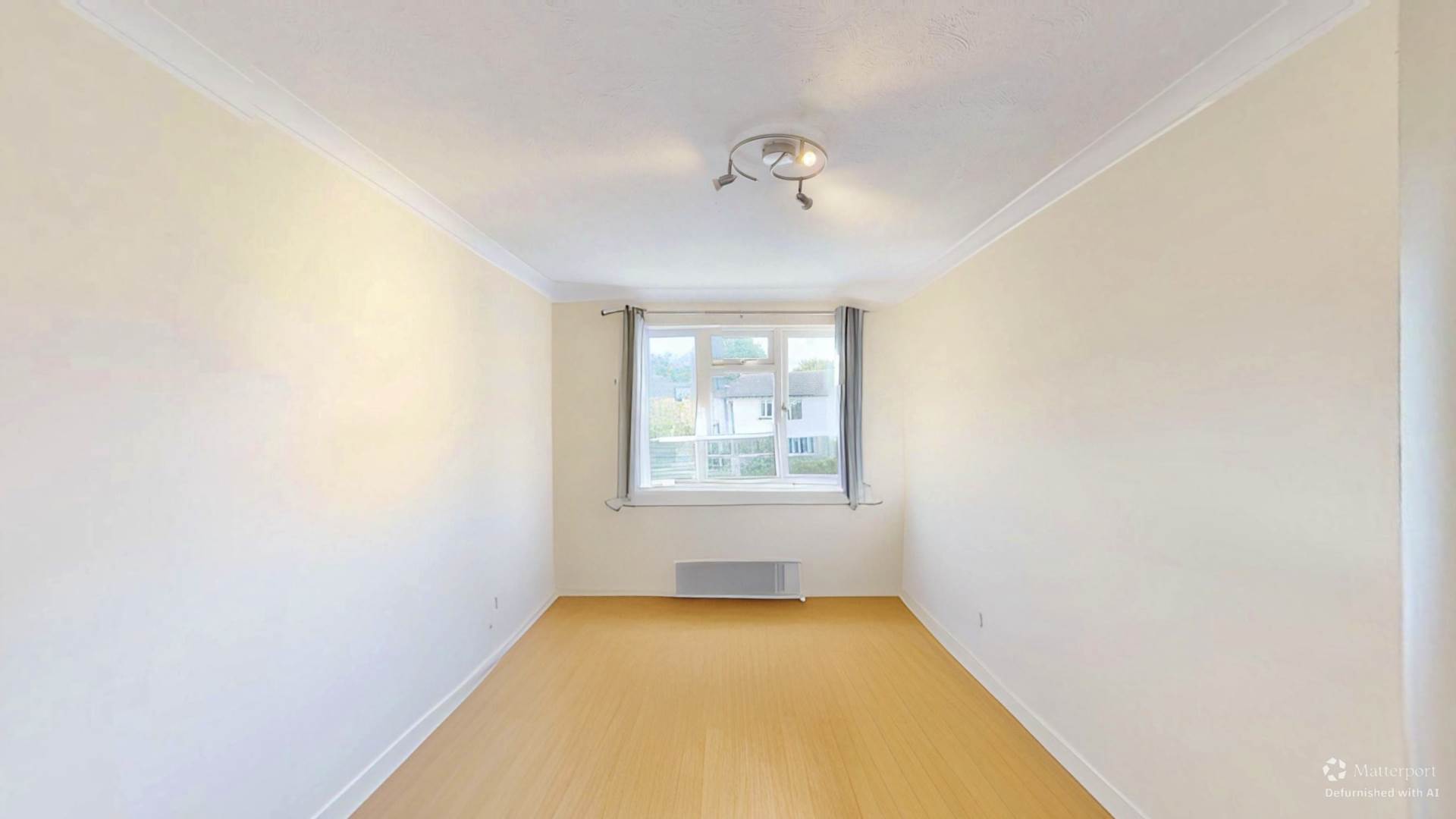 Abbott Close, Hampton, Image 6