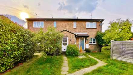 Abbott Close, Hampton