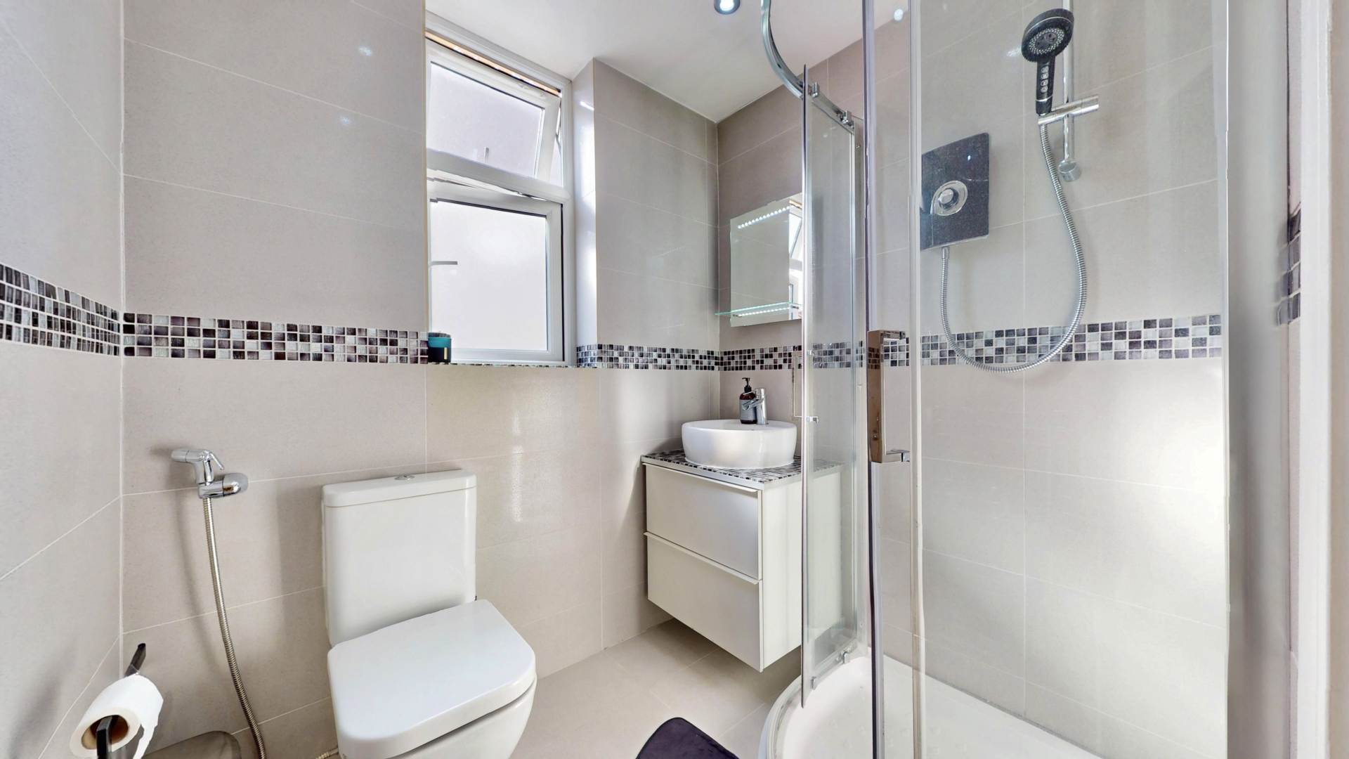 Kingsclere Road, Basingstoke, RG21 5UQ, Image 13