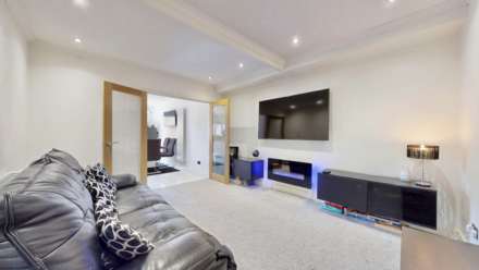 Kingsclere Road, Basingstoke, RG21 5UQ, Image 6