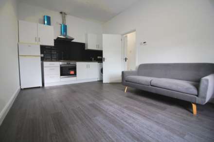 2 Bedroom Flat, Acton Lane, Chiswick, W4