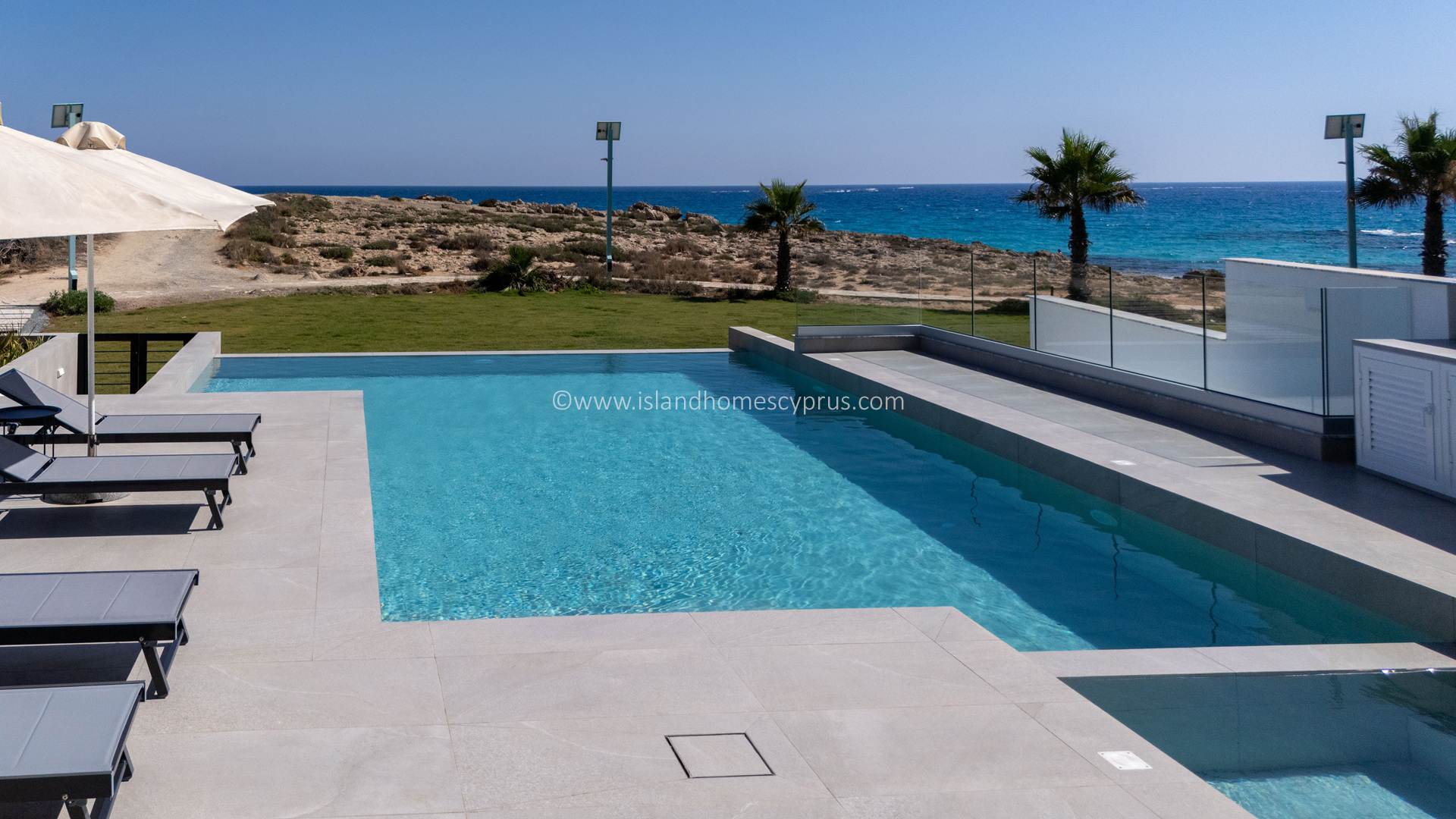 House in Paralimni - Image 2