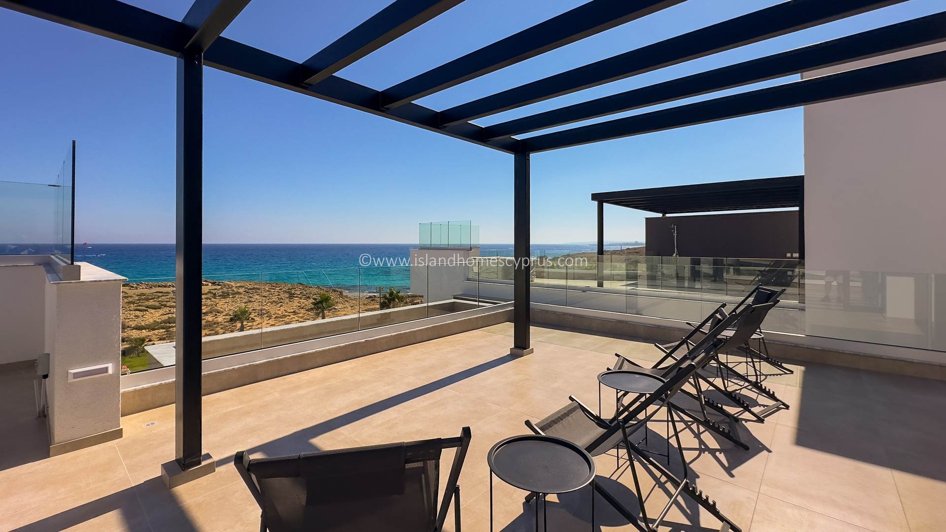 House in Paralimni - Image 4