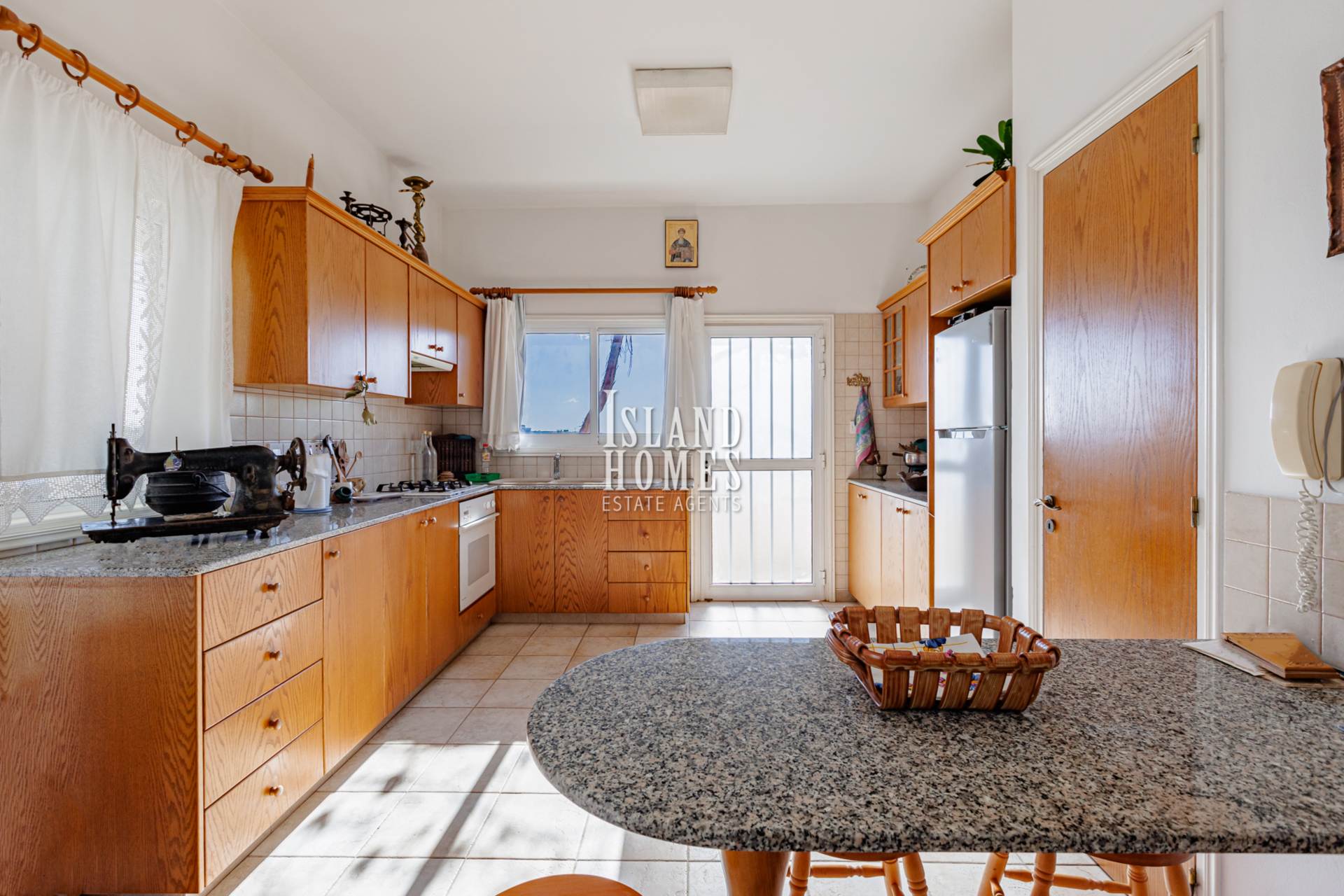 House in Paralimni - Image 4