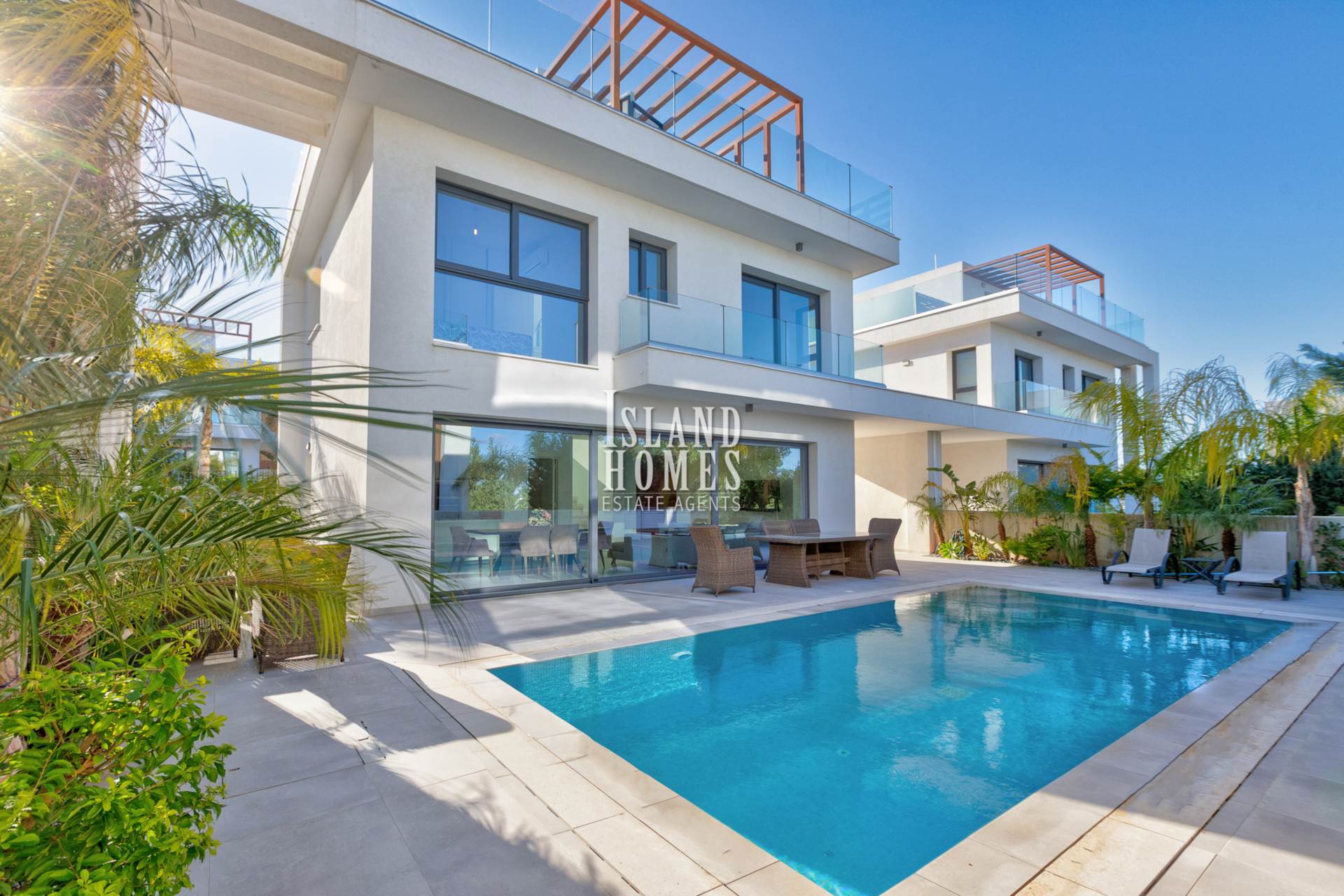 House in Pernera - view 1