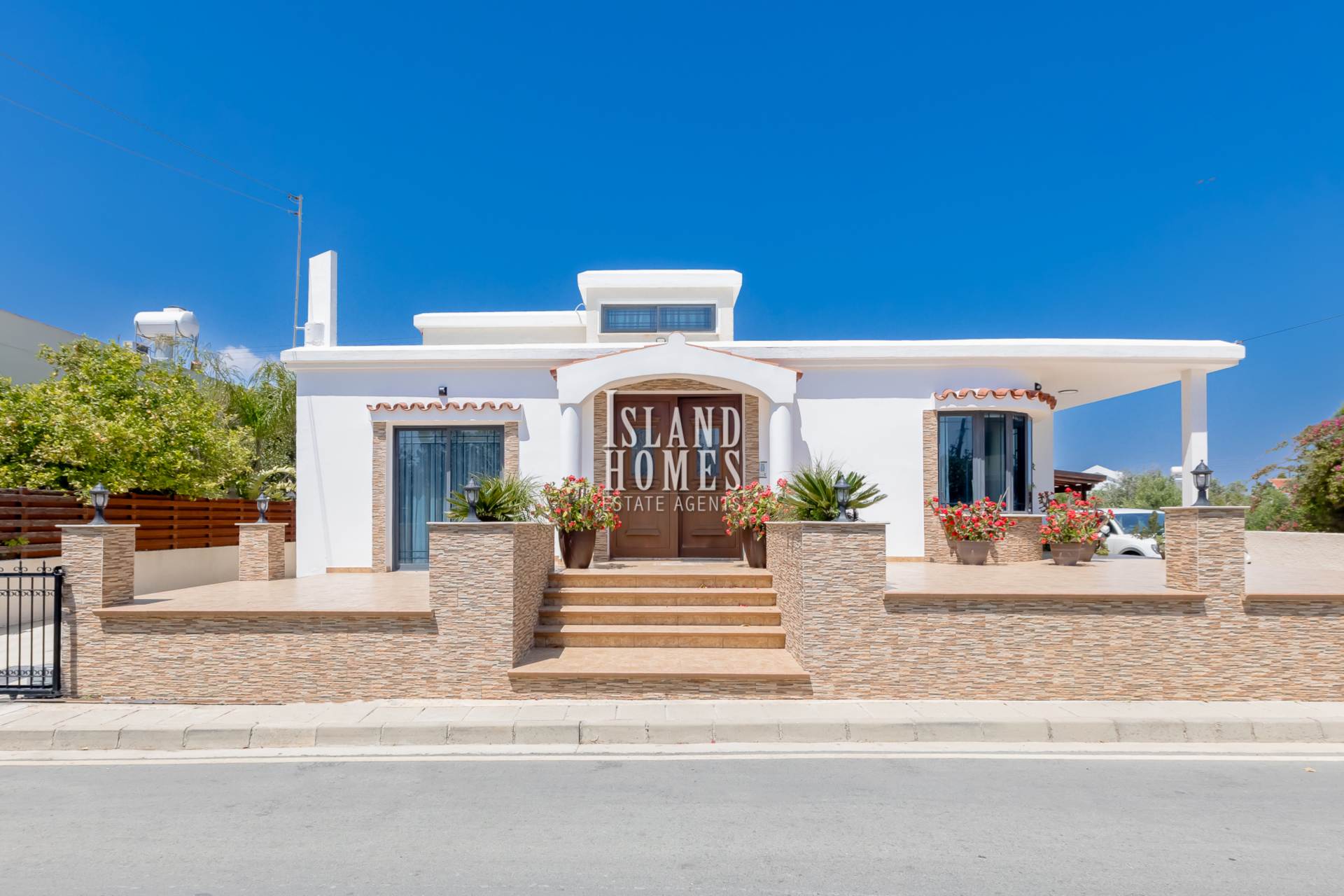 House in Deryneia - view 1