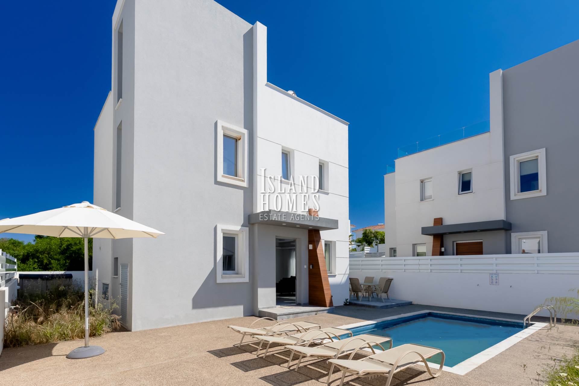 House in Pernera - view 1