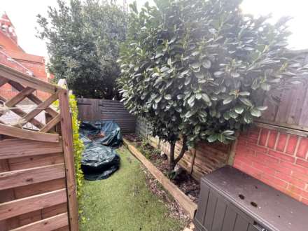 St Georges Rd, Reading, Image 10