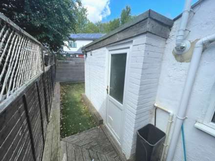 Little Street, Reading, Image 9