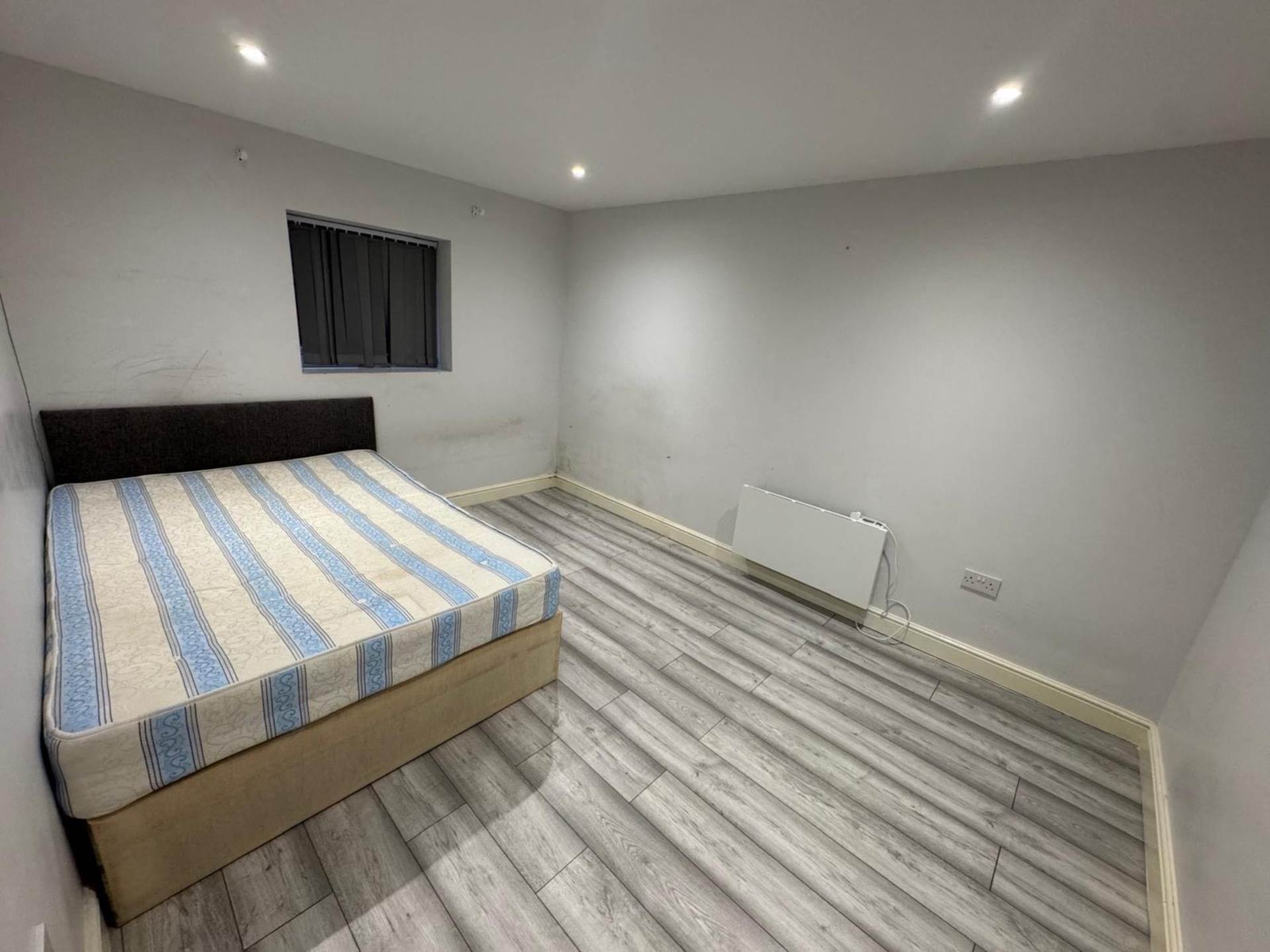 Tilehurst Road, Reading, Image 4