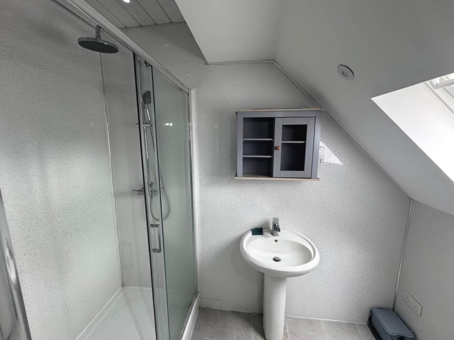Tilehurst Road, Reading, Image 10