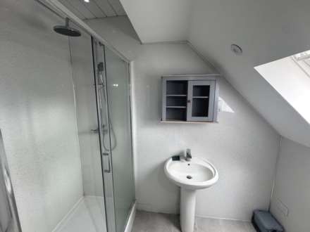 Tilehurst Road, Reading, Image 10