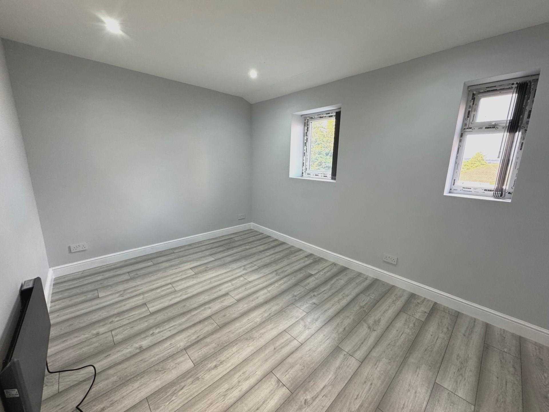Tilehurst Road, Reading, Image 4