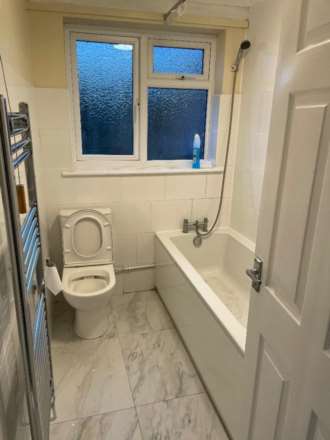 Wolseley Street, RG1, Image 2