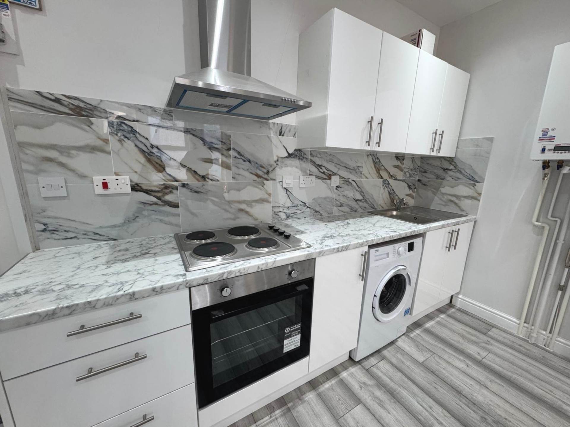 Tilehurst Road, Reading, Image 2