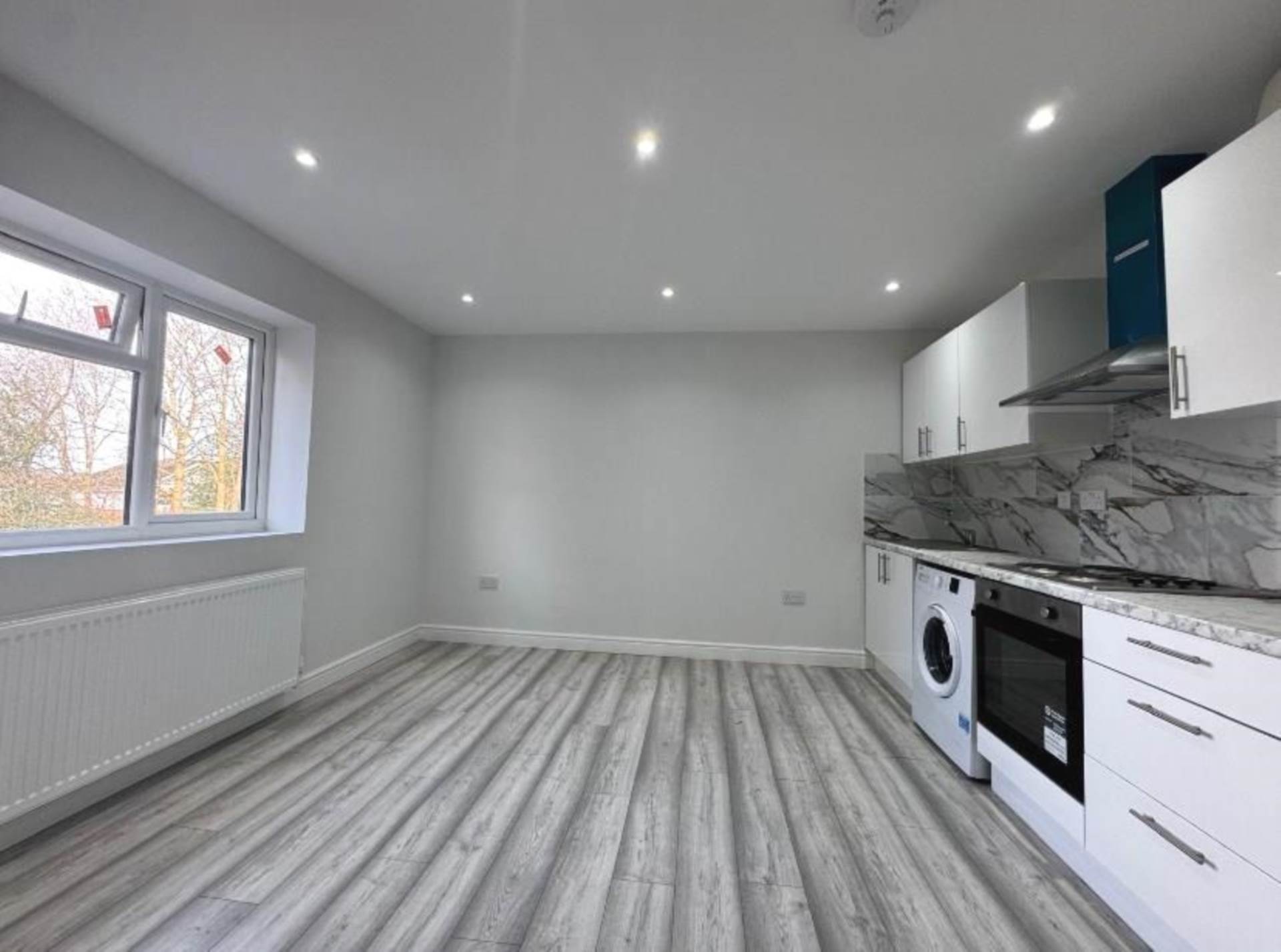 Tilehurst Road, Reading, Image 2