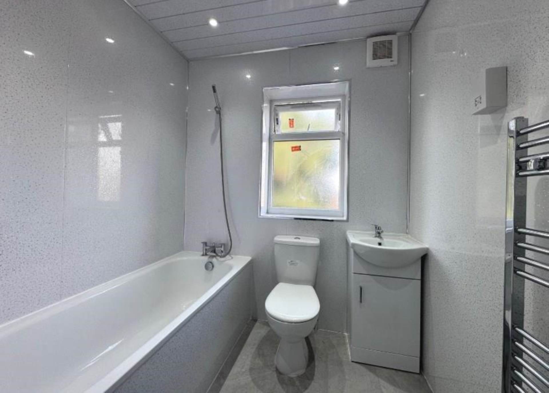 Tilehurst Road, Reading, Image 5