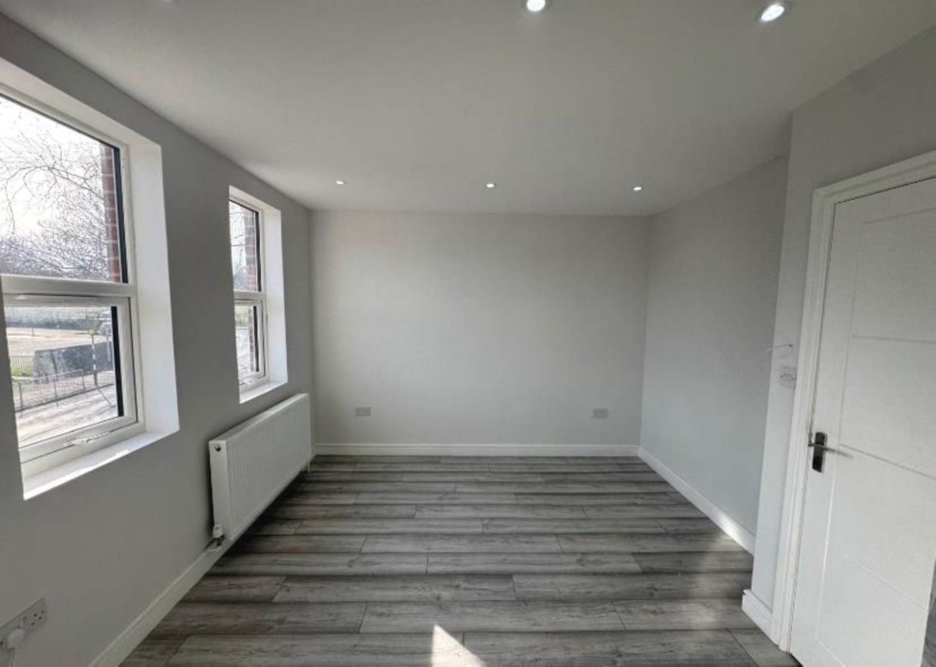 Tilehurst Road, Reading, Image 3