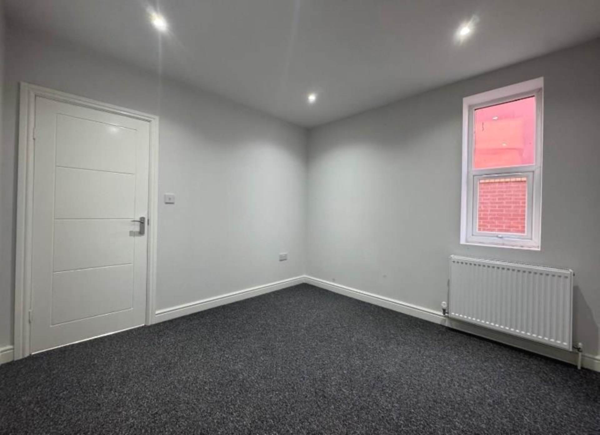 Tilehurst Road, Reading, Image 4