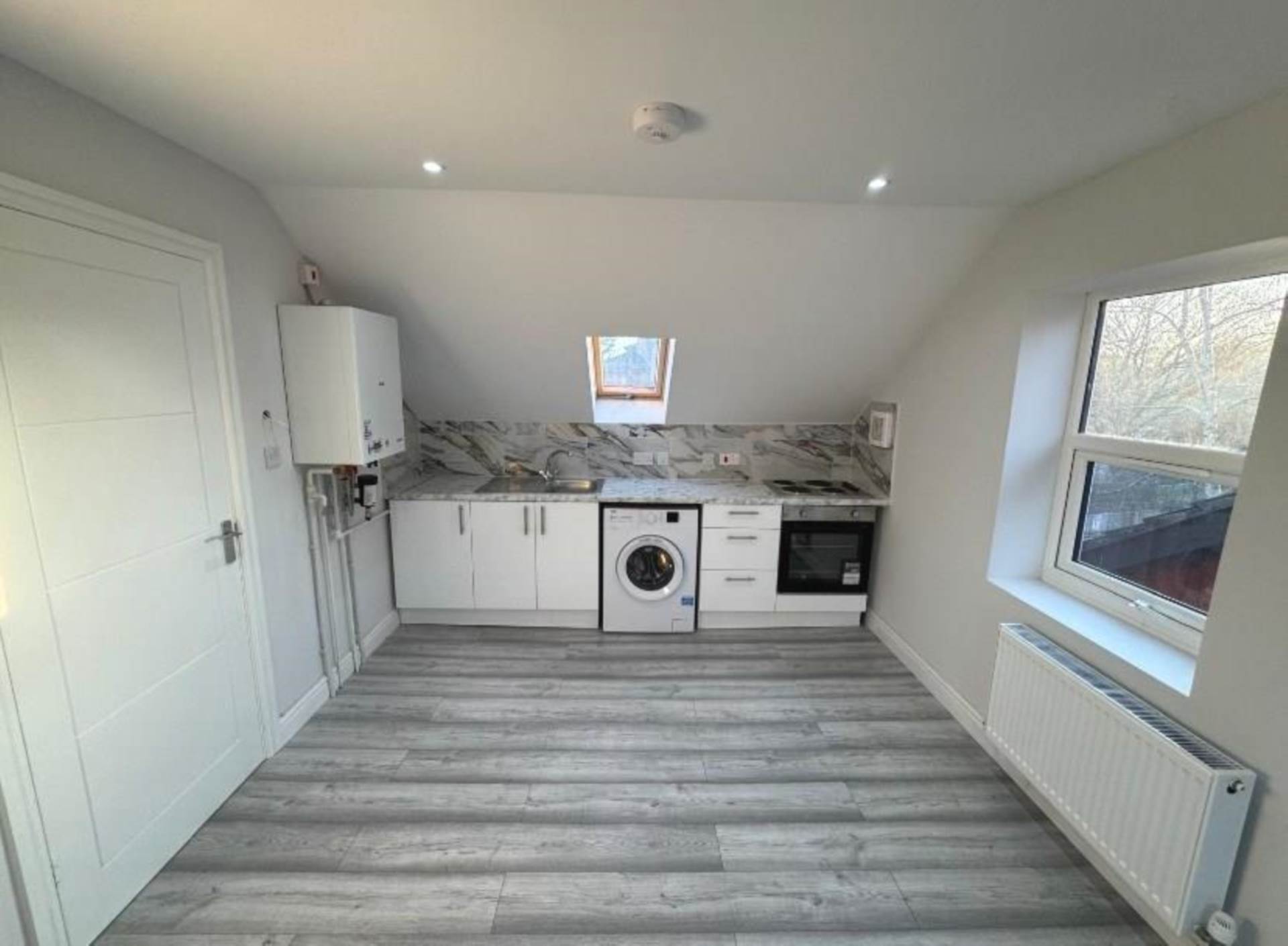 Tilehurst Road, Reading, Image 2