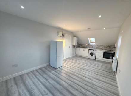 Property For Rent Tilehurst Road, Reading