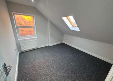 Tilehurst Road, Reading, Image 6
