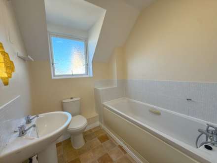 Westgate Court, Reading, Image 10
