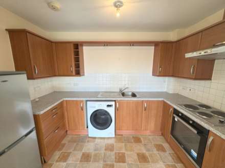 Westgate Court, Reading, Image 6