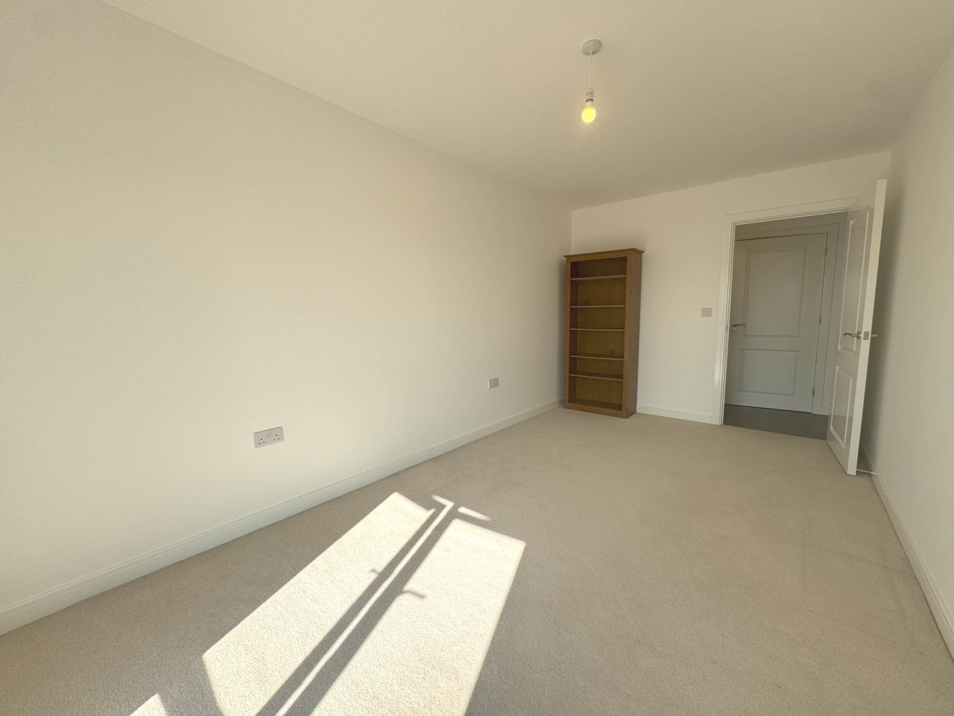 Nightingale Way, Reading, Image 9