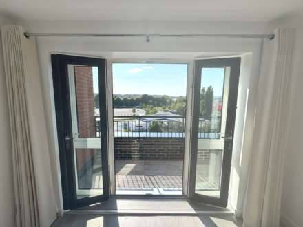 Nightingale Way, Reading, Image 13
