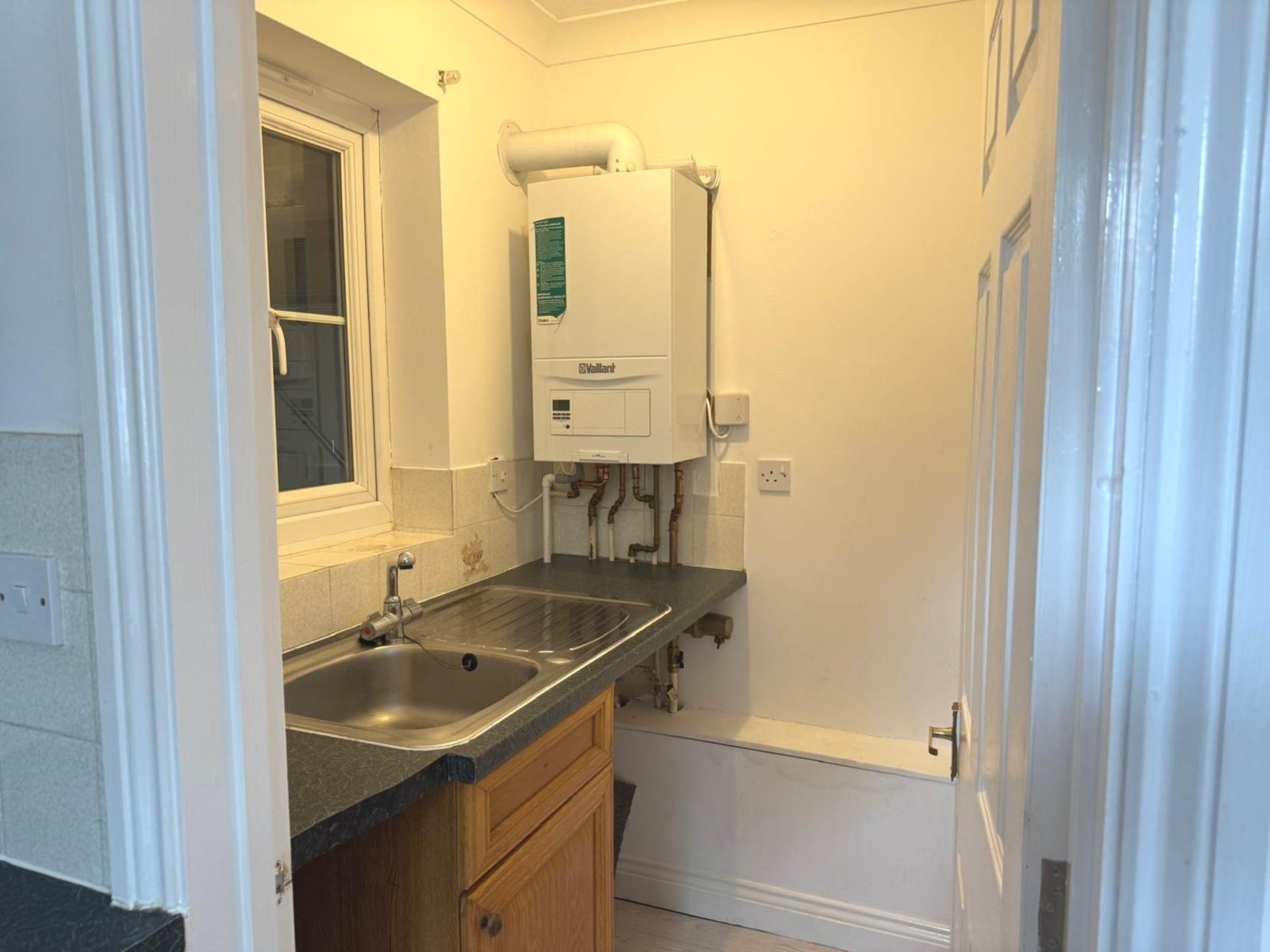 Royston Close, Reading, Image 5