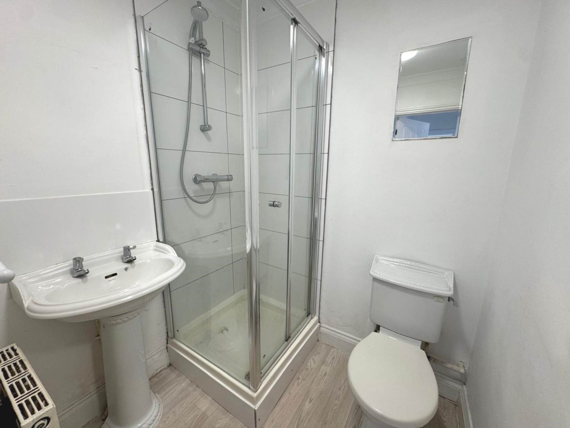 Royston Close, Reading, Image 6