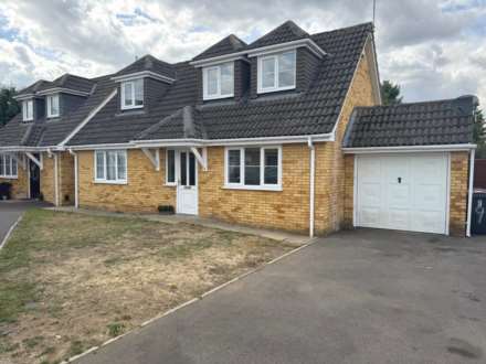 Property For Rent Royston Close, Reading