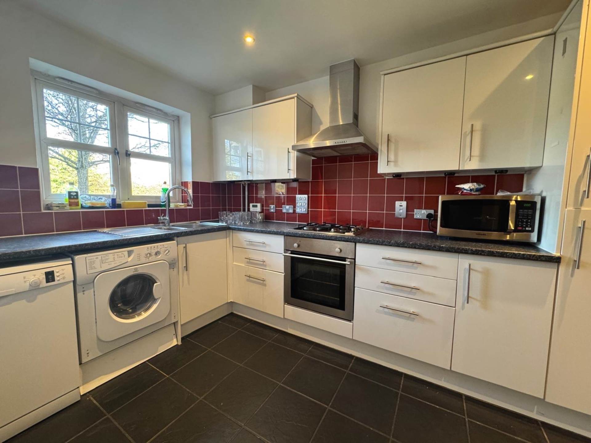 Mitford Close, Reading, Image 2