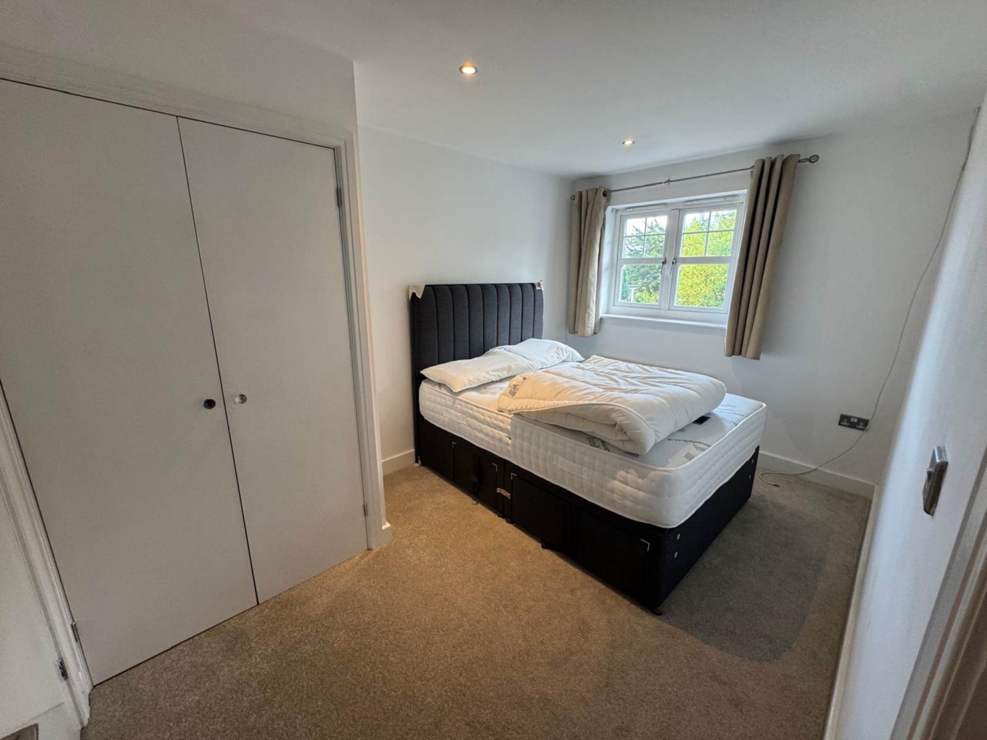 Mitford Close, Reading, Image 9