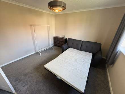Canford Court, Reading, Image 14