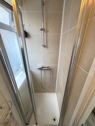 Hilcot Road, Reading, Image 9