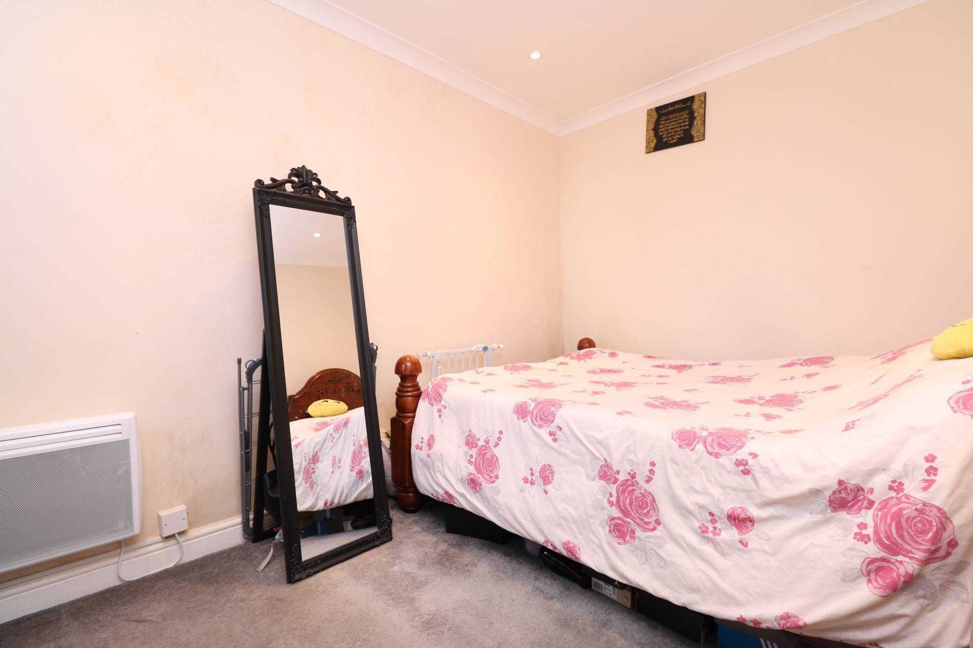 Prince Of Wales Ave, Reading, Image 2