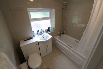 Overdown Road, Reading, Image 10