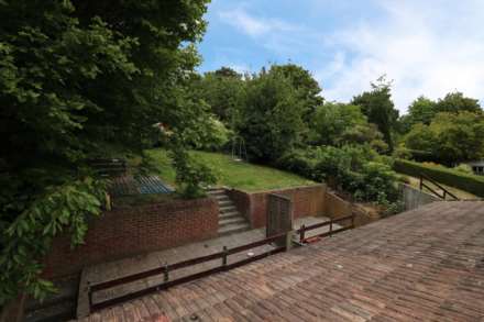 Overdown Road, Reading, Image 11