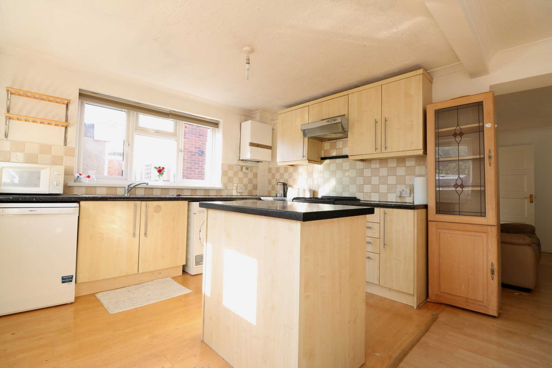Henley Wood Road, Reading, Image 3