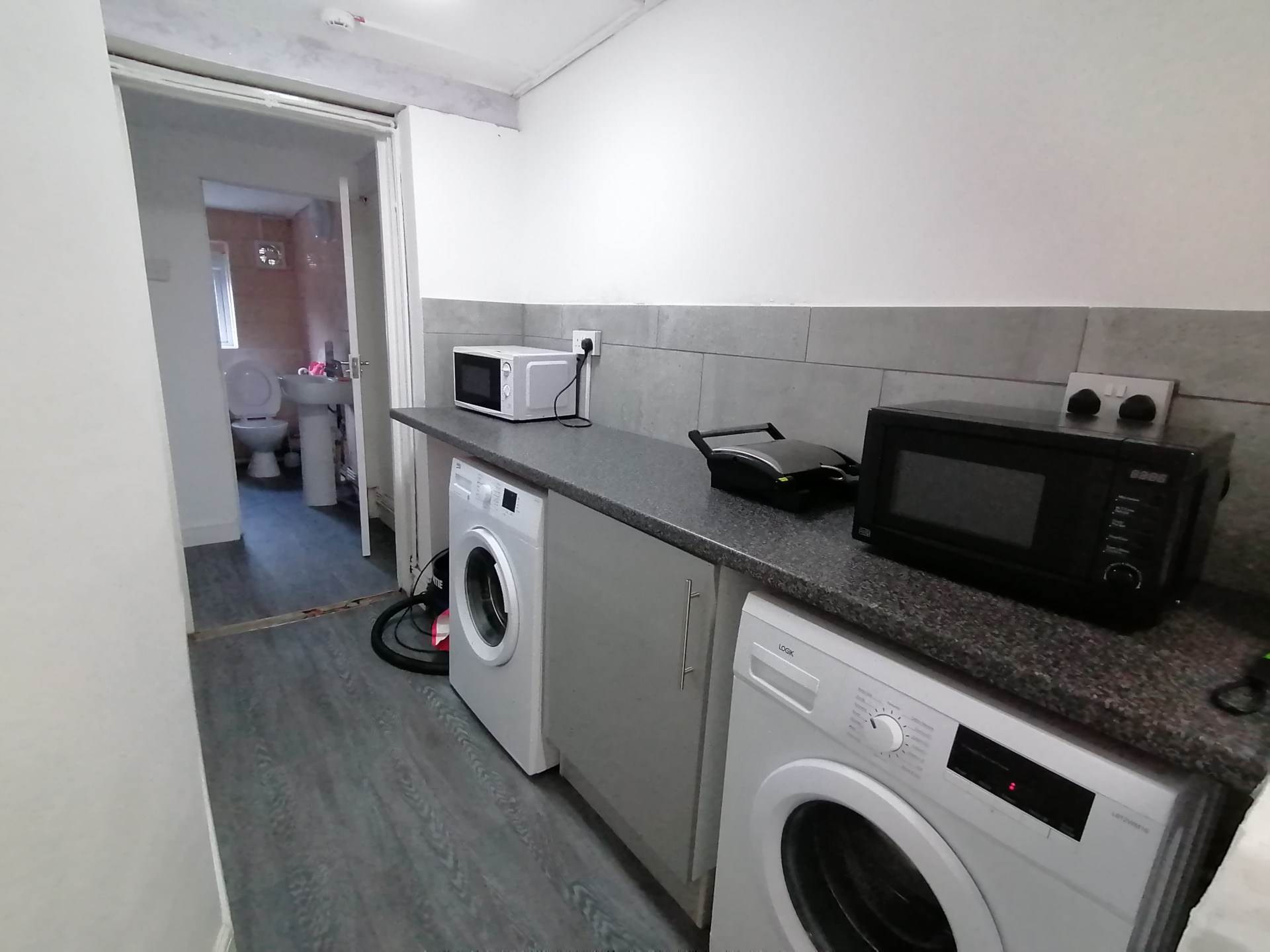 London Road, Reading, Image 8