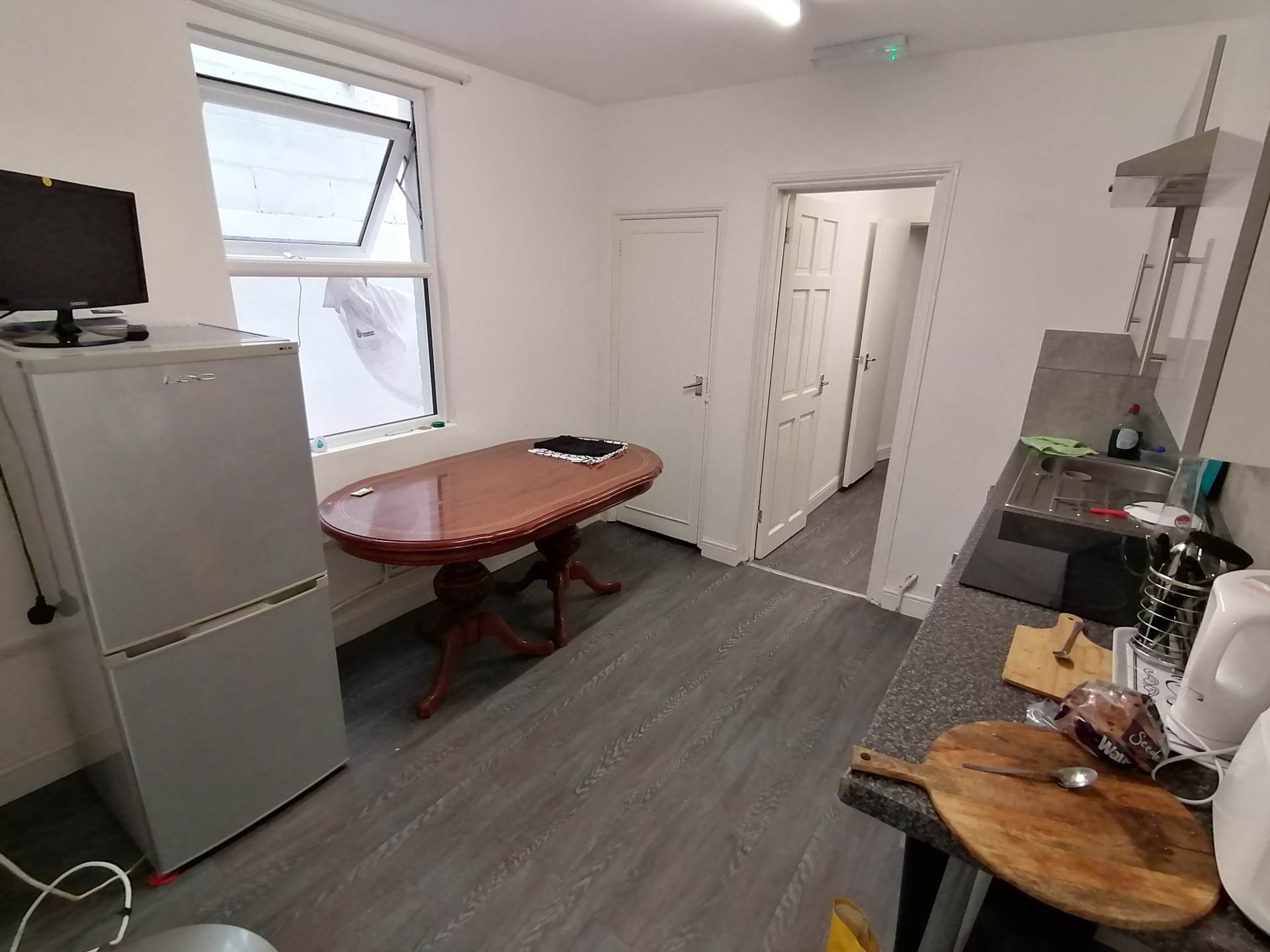 London Road, Reading, Image 9