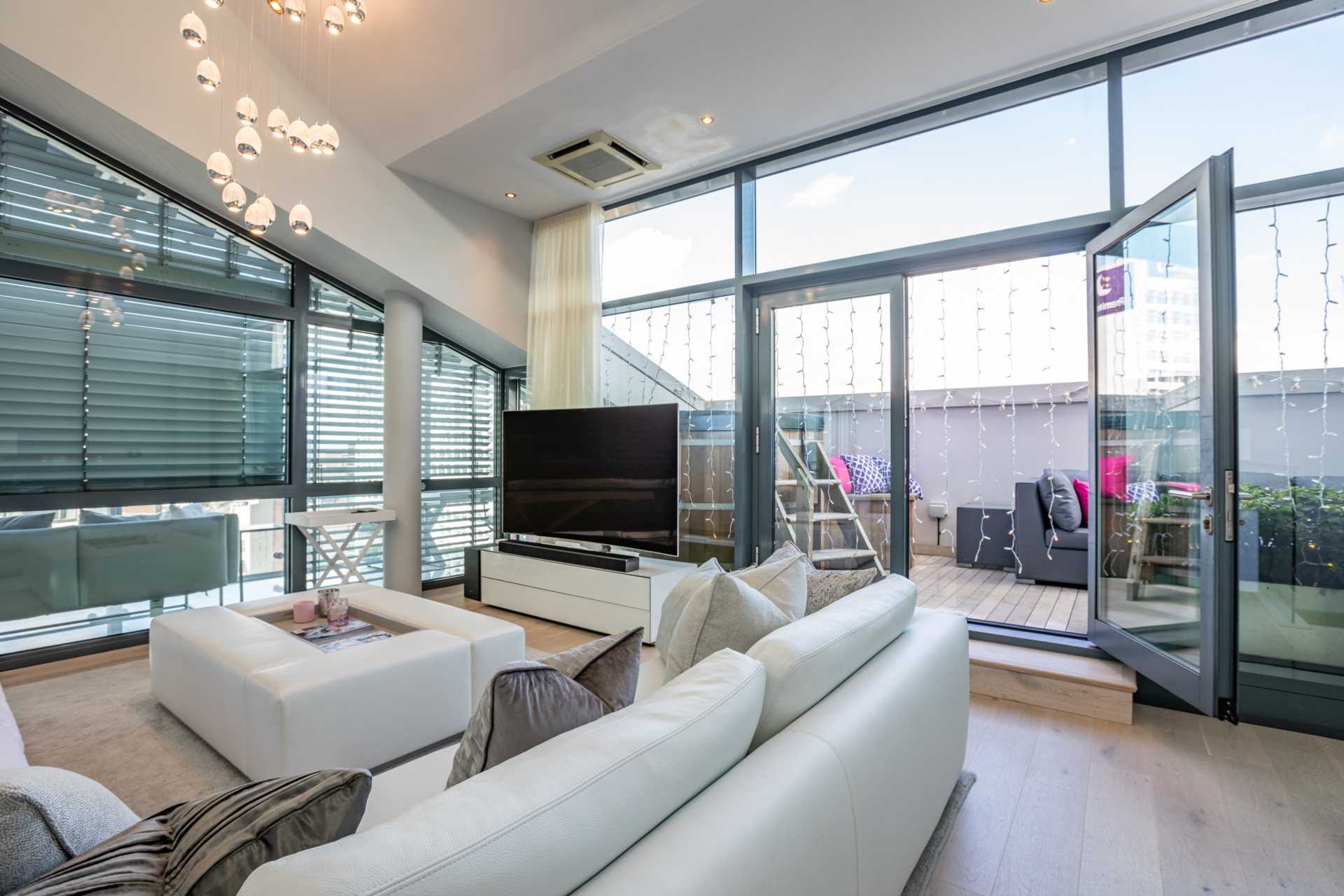 Property For Sale NO1 Deansgate, Manchester Jennie Platt Estates