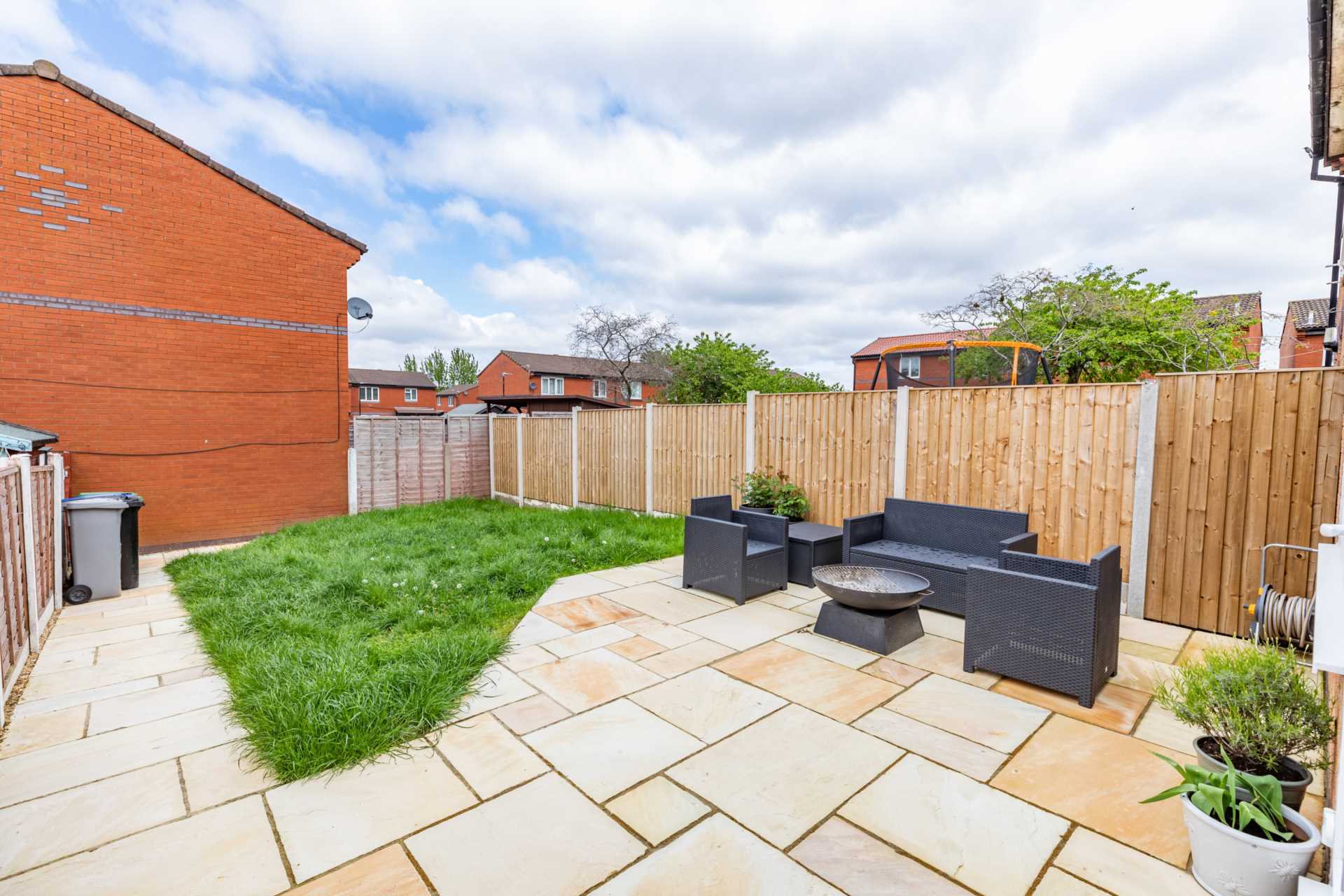 Property For Sale Hackberry Close, Altrincham Jennie Platt Estates