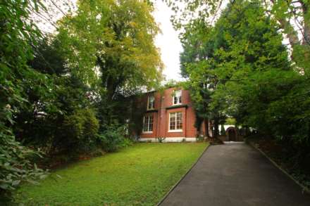 5 Bedroom Semi-Detached, Prestwich Park Road South, Prestwich