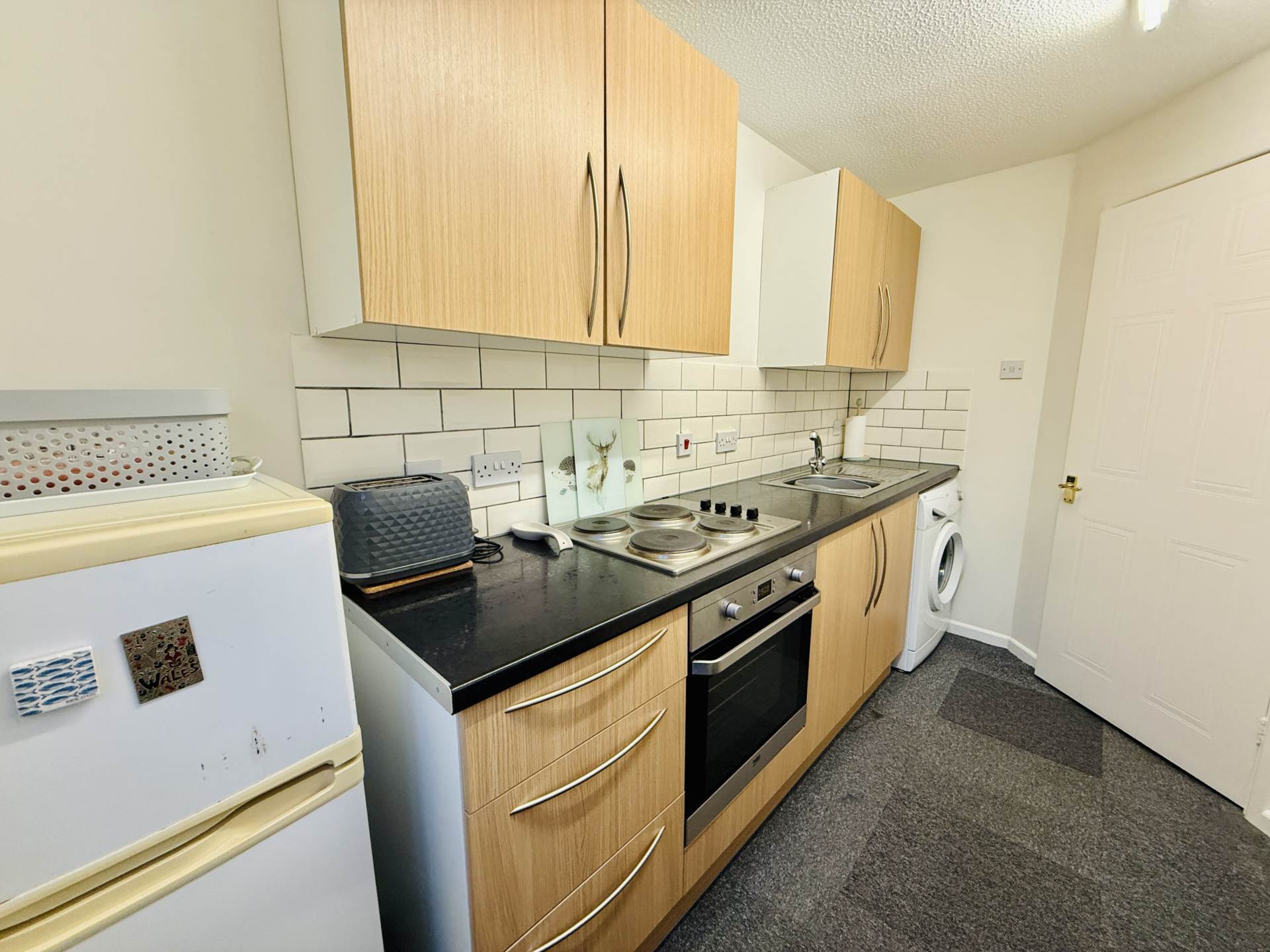 St. Hughs Rise, Didcot, Image 5